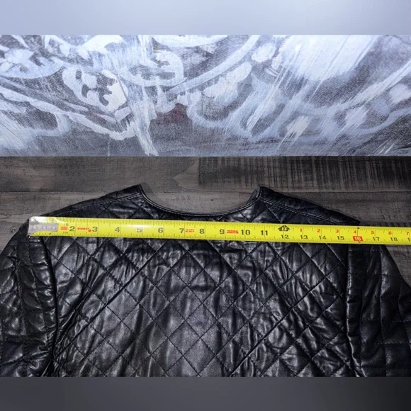 Caroline Moore black quilted leather jacket with gold-toned buttons SZ 10 - Picture 12 of 16